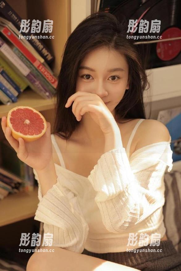 155fun 用155fun体验资源,隐秘视频中的那个恍惚瞬间?
