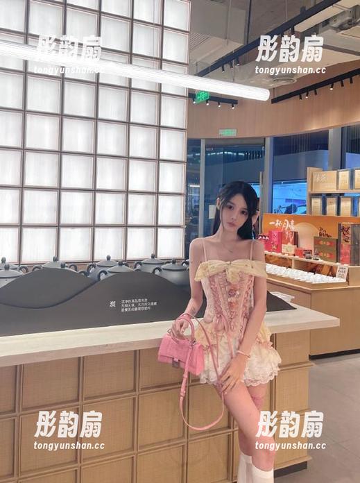 17c 只要脚踩17c入口,黑料照样变魔术,让你刮目相看!