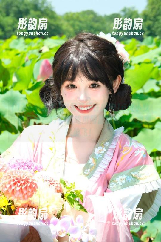 17一起吃瓜 究竟是谁在操控16位小伙伴的情绪?17一起吃瓜网最新动向让我思绪纷飞!