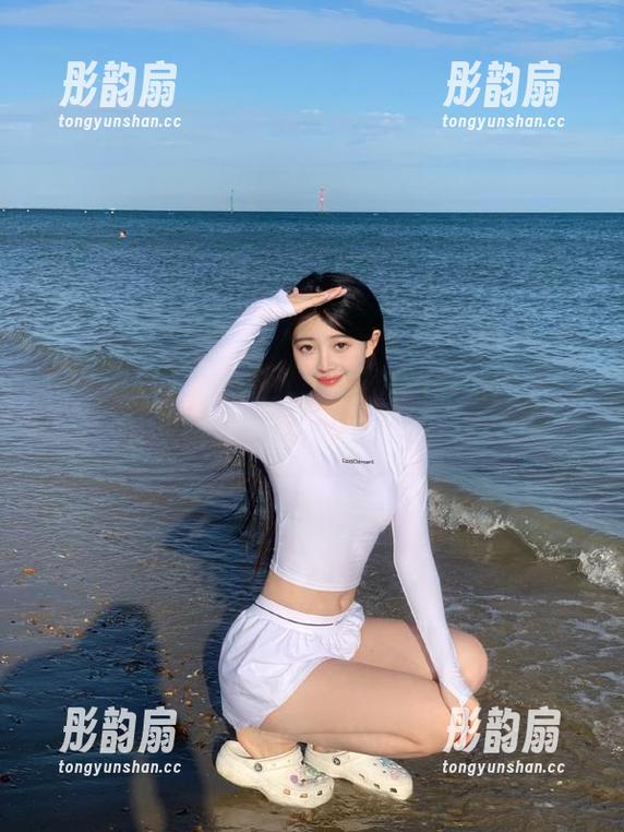 51吃瓜 免费滚入51吃瓜的黑料世界,保证你每天都有新鲜的谈资!