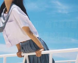 “51吃瓜”的下载页面，上面居然暗藏玄机，果然不简单！