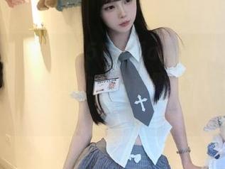 救命!51吃瓜app真有下意识往入口靠近的魔力,心都跟着咕噜噜打旋!