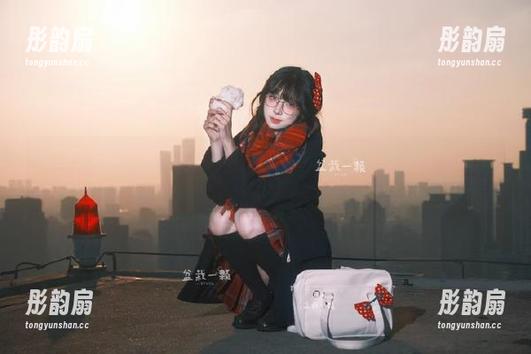 61吃瓜网 幸好有“61吃瓜网”,让我在八卦的海洋中,永不迷路!
