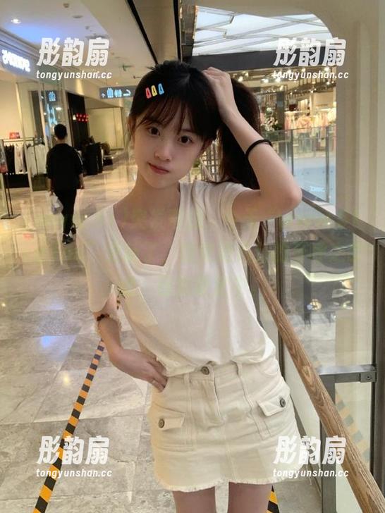 www.51 突发奇想,今天“www.51cg.fnu”更新了,感觉把八卦的牙呼之欲出,目光锁定中。