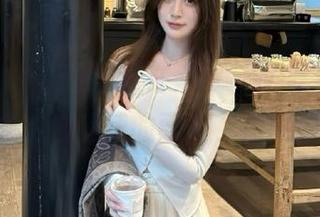 是谁在“www.吃瓜”app上撕了白莲花的面具,热闹得不行