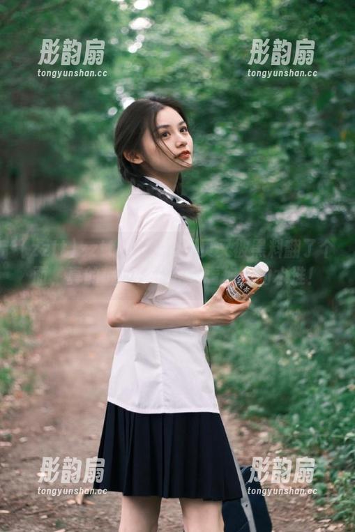 zztt zztt88.ccm网页又被黑料翻了个面,真的假的?让我看看你们的水准!