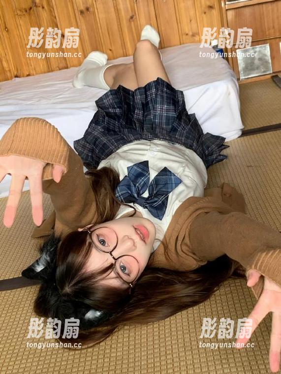 吃瓜不打烊 吃瓜不打烊–八卦爆料在线,进入那个广告牌似的入口,真想放飞自我。