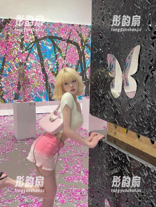 吃瓜网 每次点开吃瓜网app,免费内容多得让我眼花缭乱,这界限越来越模糊了……