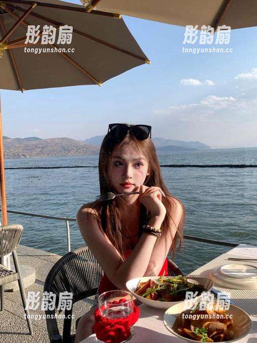 吃瓜网 吃瓜网在ios上发力,爆料不仅内容惊艳,连排版也太让人心动了吧?