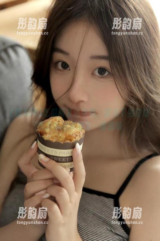 吃瓜网 吃瓜网直达朝阳,阳光下的窃窃私语听起来别有一番滋味