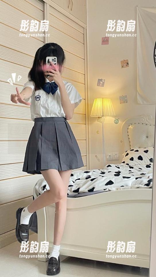 吃瓜网 到底下载“吃瓜网”怎么样?观看后我带着疑问摸索,发现乐趣无穷!