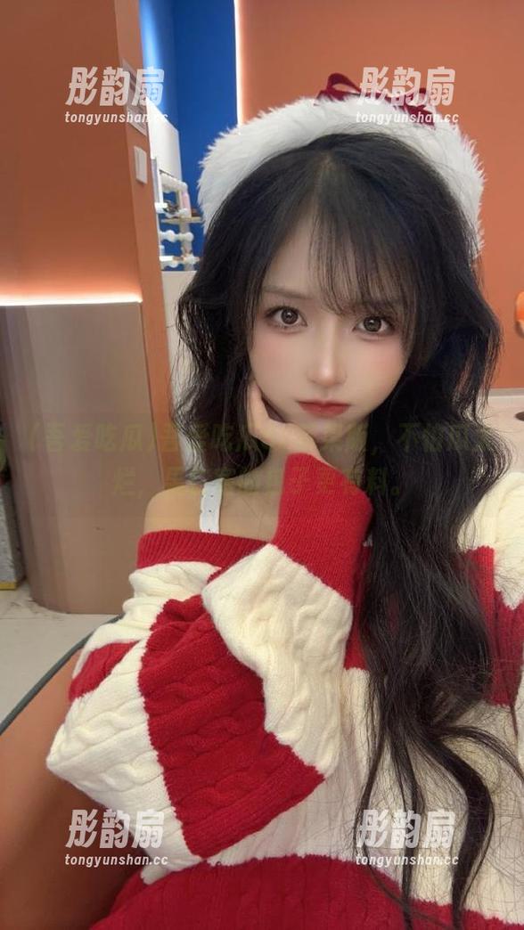 吾爱吃瓜 吾爱吃瓜52苹果版,不怕瓜太烂,果仁塞的包子更有料。