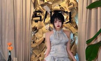 来了来了,分享一下在天天吃瓜网的“囧艰”时刻!