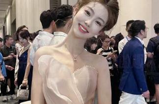 观看时,总觉得夸克吃瓜的网站名字隐藏了不为人知的趣味。