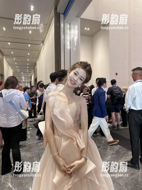 夸克吃瓜 观看时,总觉得夸克吃瓜的网站名字隐藏了不为人知的趣味。