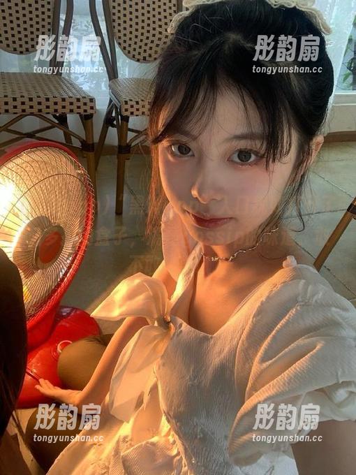 黑料app “黑料app”入口犹如打开了潘多拉的盒子,满是gossip的味道,敢不敢来尝试?