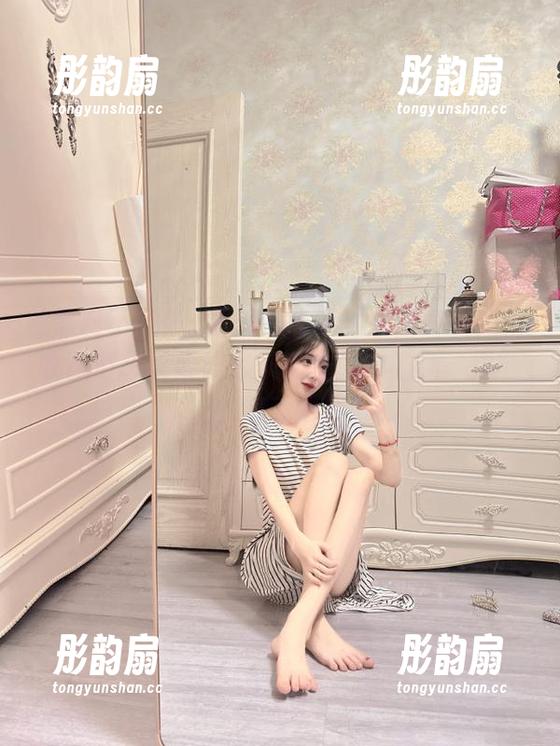 黑料不打佯 黑料不打佯:感觉詹妮弗的收藏清单又要被惊天地泣鬼神的新“黑”,好劲爆!
