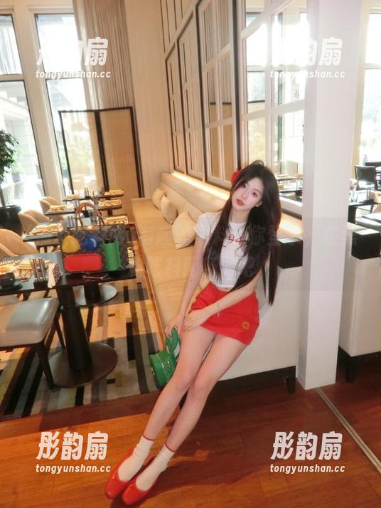 黑料吃料网 有趣的黑料等你登录,在黑料吃料网畅游吧