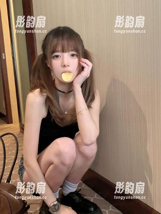 黑料社app：社交媒体也要有特效，正在唤醒我那颗吃瓜心！