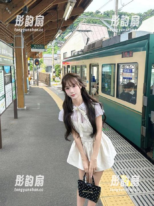 黑料网 在黑料网入口上看到的首页内容,完全颠覆我对“吃瓜”的定义。
